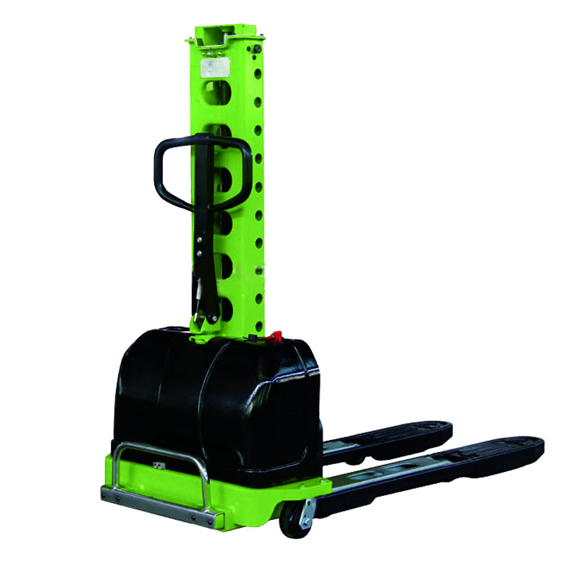 倉(cāng)儲(chǔ)叉車廠家保養(yǎng)叉車充電器的細(xì)則