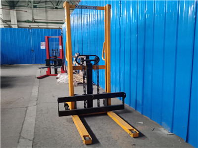 手動(dòng)液壓堆垛車(chē)