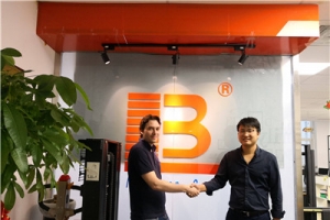 環(huán)保電動(dòng)叉車為何會(huì)成為搬運(yùn)主流？