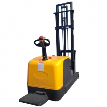 平衡重式全電動(dòng)堆高車CPD10S