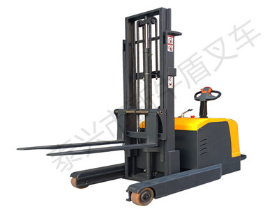 小前移電動(dòng)堆高車