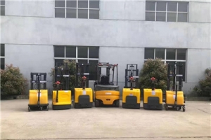 如何讀懂輕型全電動(dòng)堆高車(chē)的技術(shù)參數(shù)？