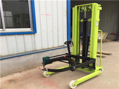 油桶搬運(yùn)堆高車(chē)