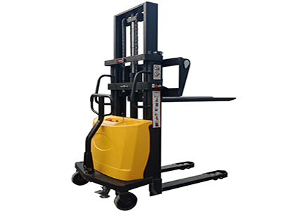 半電動(dòng)堆高車