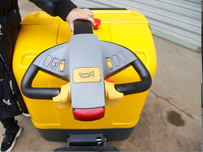 如何選擇電動搬運(yùn)車的蓄電池容量？