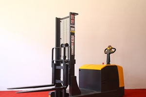 為什么要給電動叉車做保養(yǎng)？