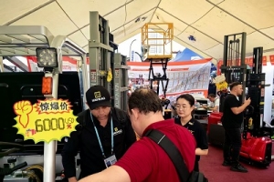 廣交會(huì)“爆款”誕生！新牛盾叉車(chē)憑實(shí)力圈粉全球買(mǎi)家